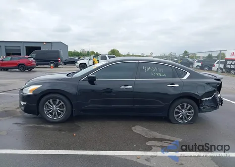 2015 Nissan Altima 2.5 S from USA, damaged, VIN 1N4AL3AP0FC589881